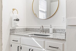 Hair dryer, towels - Close to all that Ozark has to offer! (Ozark)