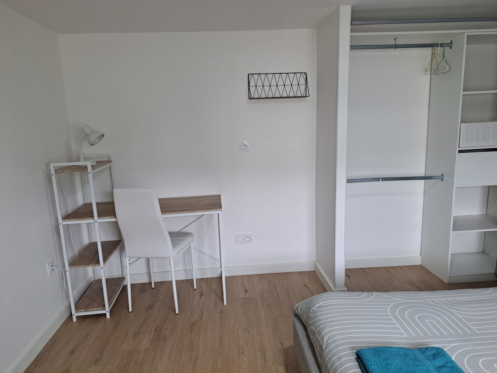 Appartement Refait à Neuf Tout Équipé en RDC Avec Jardin Terrasse ...