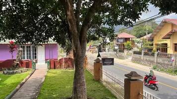 Enceinte de lâhĂ©bergement