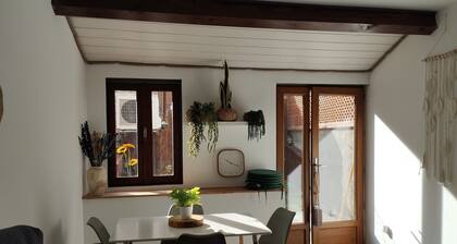 Aux Pieds des Remparts