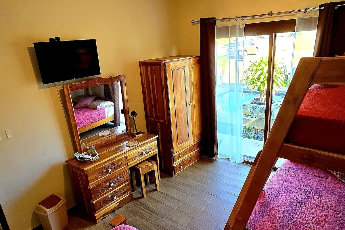 1 chambre, couette en duvet d'oie, Wi-Fi gratuit, draps fournis
