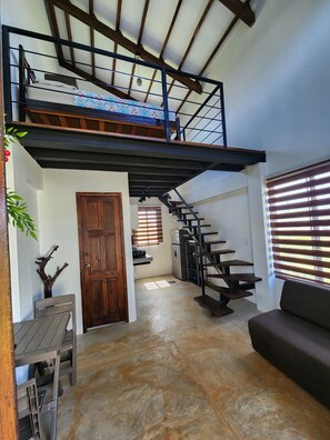 Deluxe Cabin, Garden View | Living area - Catalina Cabins (Hicaco)