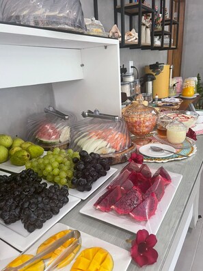 Desayuno buffet incluido todos los días 
