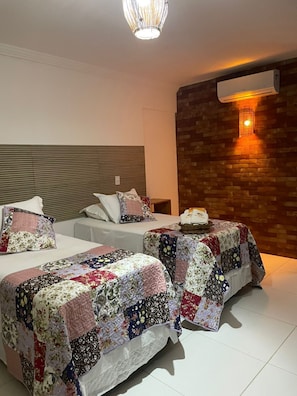 Standard Room | 9 bedrooms, free WiFi