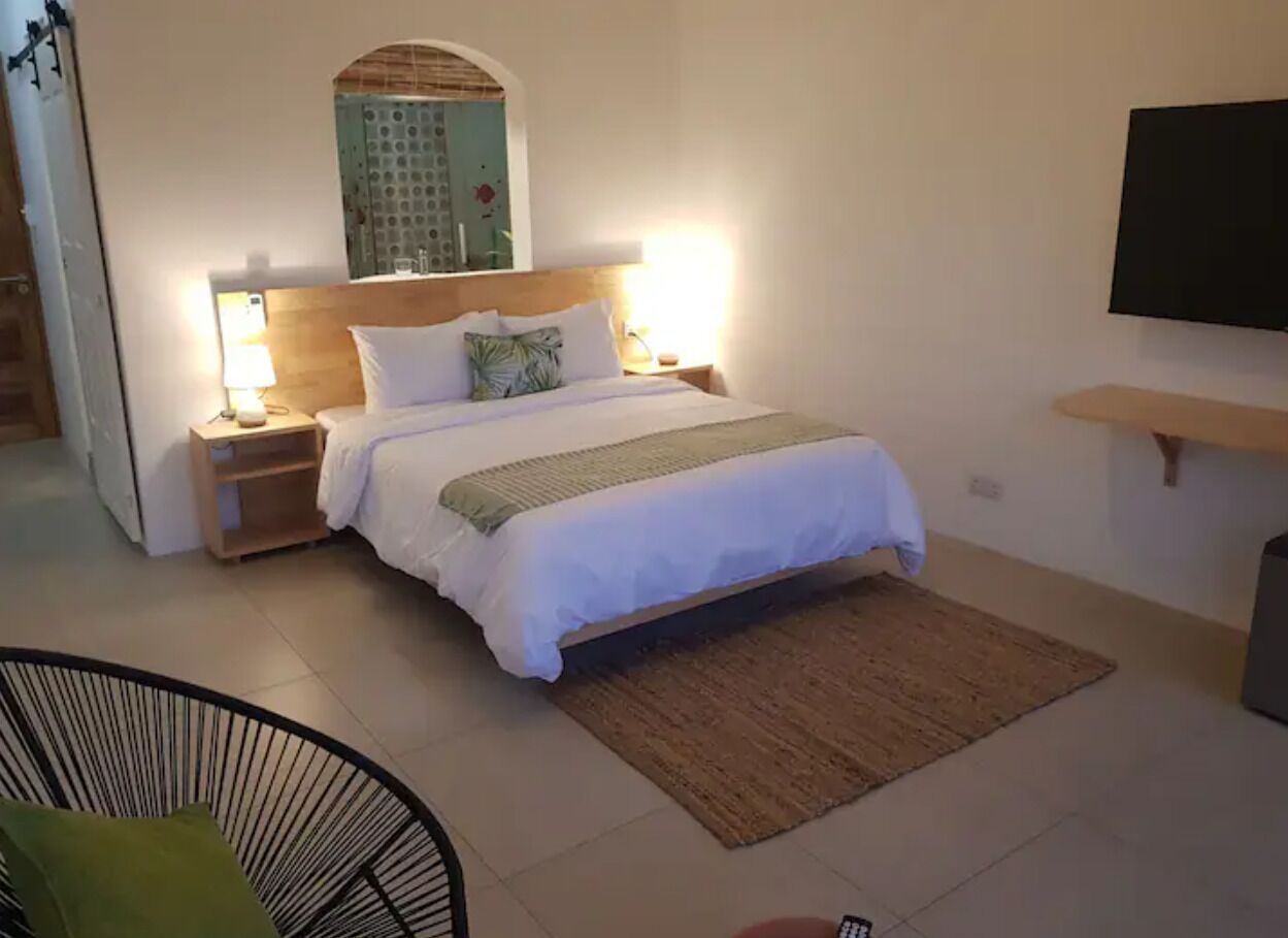 3 chambres, fer et planche à repasser, Wi-Fi, draps fournis