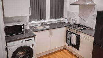 Studio Klasik, Bebas Asap Rokok, kamar mandi pribadi | Dapur kecil pribadi | Ketel listrik, pemanggang roti, dan peralatan masak/sendok-piring