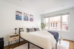 2 bedrooms, iron/ironing board, travel crib, free WiFi