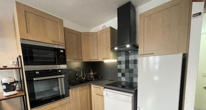 50m from ski slopes, floor -1, view valley, tv, ski locker, 30mÂČ, Sauze - Super Sauze