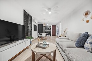 2 bedrooms - Otium Rentals Vacation Getaway at Casa Elena (San Juan)