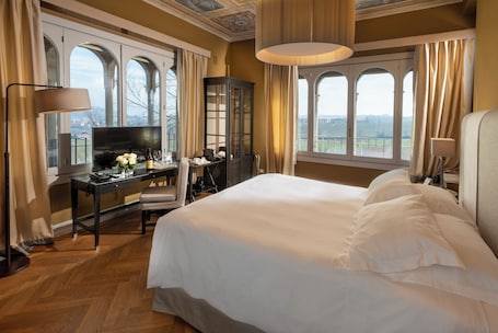 Panoramic Suite. Villa Pattono Wine Country Resort