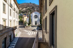 Appartement | Bureau, fer et planche à repasser, Wi-Fi gratuit