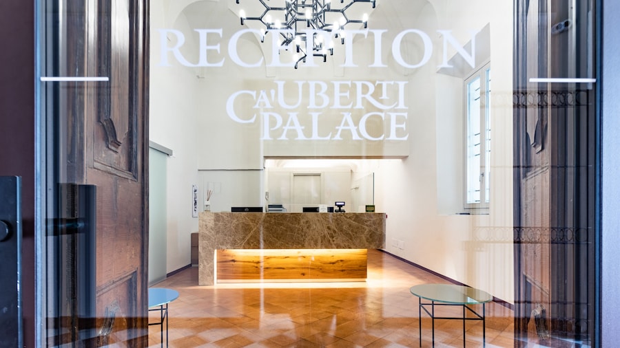 カ ウベルティ パレス ホテル , マンテーニャ ホテルズ