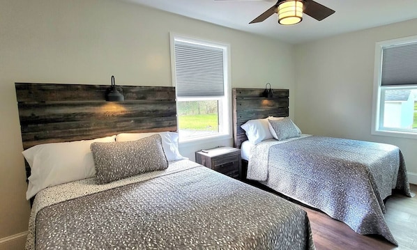 2 chambres, bureau, fer et planche à repasser, Wi-Fi gratuit