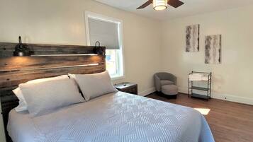 2 bedrooms, desk, iron/ironing board, free WiFi