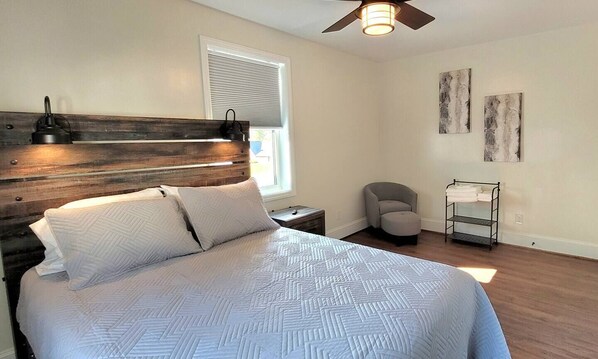 2 bedrooms, desk, iron/ironing board, free WiFi