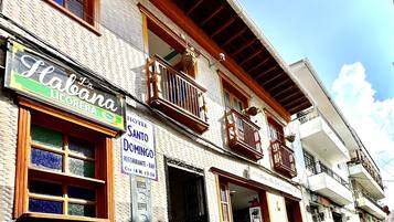 Fachada del alojamiento