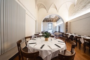 Restaurant - Bonacolsi Collection , Mantegna Hotels (Mantua)