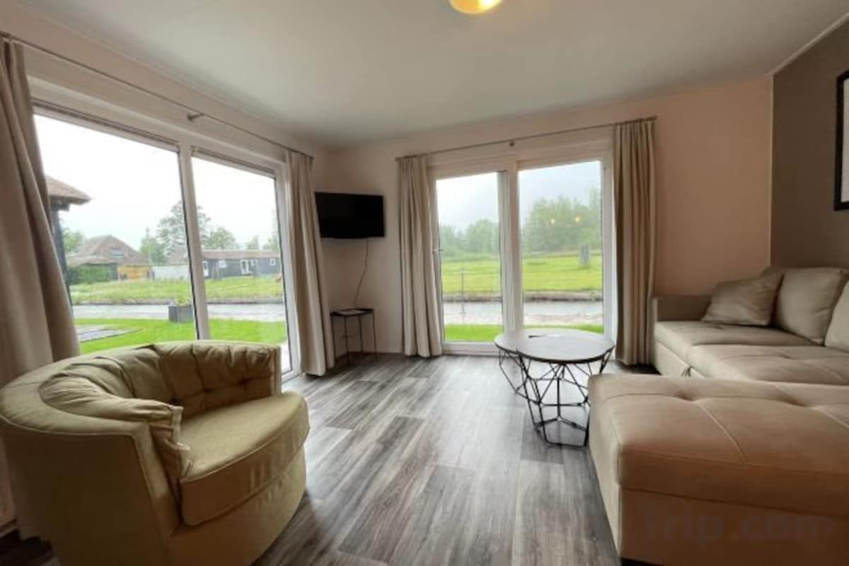 Comfort river view 4 persons Chalet