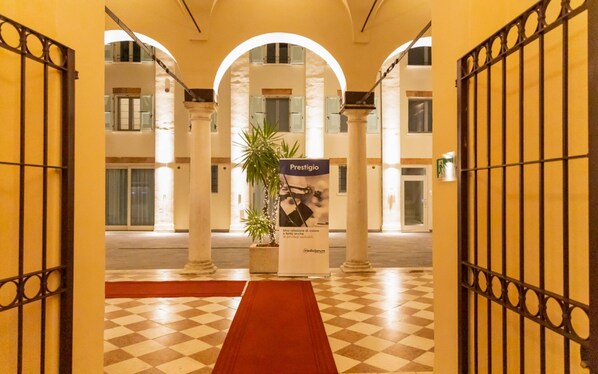 Exterior - Ca' Uberti Home Boutique , Mantegna Hotels (Mantua)