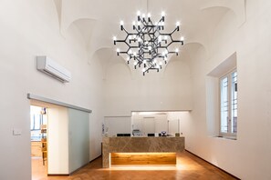 Reception - Ca' Uberti Home Boutique , Mantegna Hotels (Mantua)