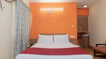 Deluxe Room | 1 bedroom, premium bedding, free WiFi