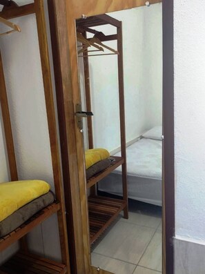 1 habitación, wifi gratis y ropa de cama
