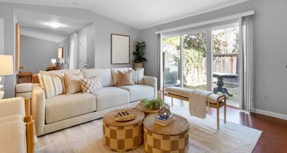 Cozy Modesto Charmer: 3 bedrooms 2 baths