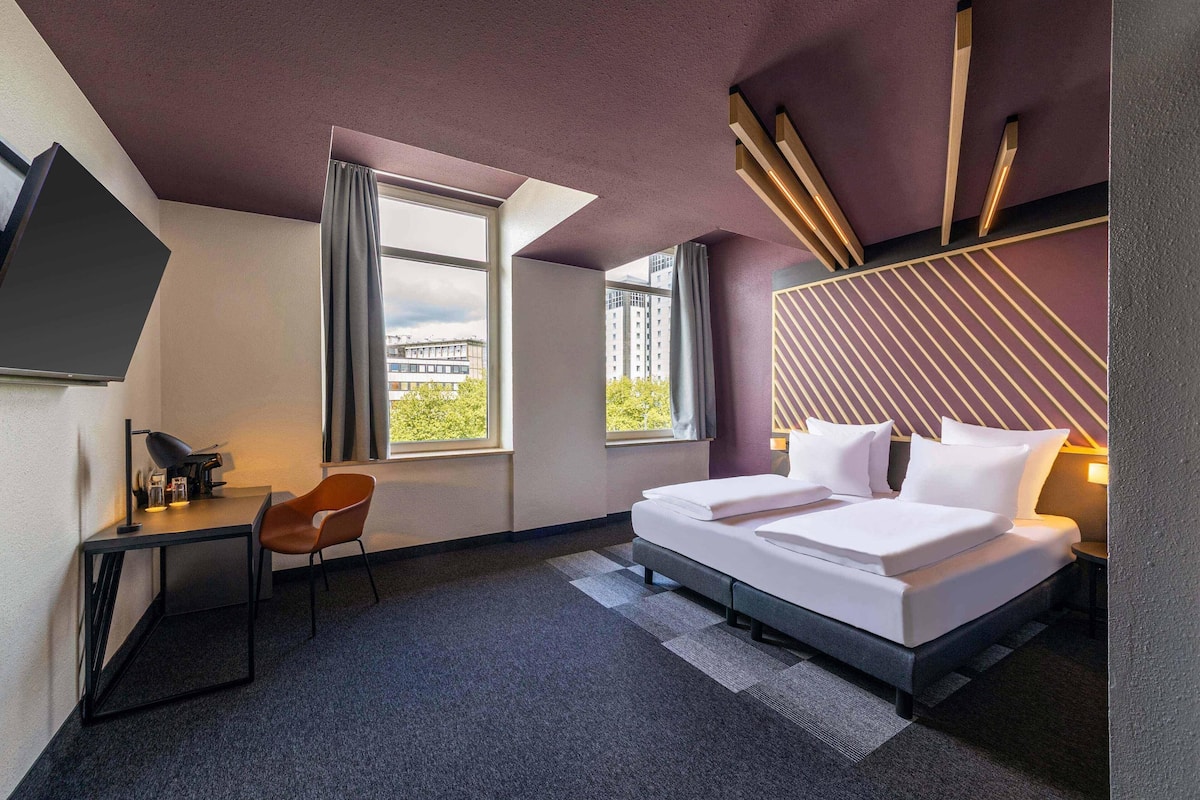 Premium Double Room | Blackout drapes, soundproofing, free WiFi