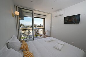 1 habitación, wifi y ropa de cama