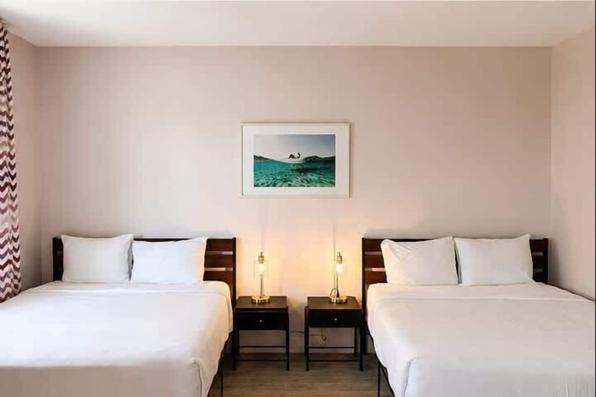 Wifi gratis y ropa de cama