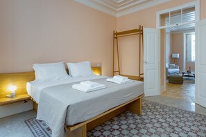 标准公寓 | 熨斗/熨衣板、免费 WiFi、床单