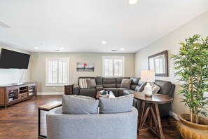 House (4 Bedrooms) | Interior - Breathtaking Meadows by Avantstay Temecula Group Retreat Pool, Pickleball, Firepit, Hot Tub (Temecula)