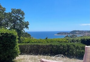Property grounds - Maison 5 Chambres Cavalaire sur Mer, vue mer Panoramique (Cavalaire-sur-Mer)