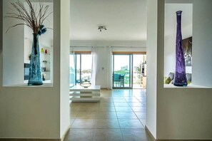 Interior - Beautiful 3 Bedroom Apt, Olhos de Agua (Albufeira)