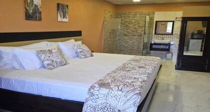 Beres Vale Apartments - King Room with Sea View