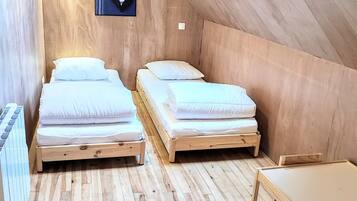 6 chambres, bureau, lit parapluie, Wi-Fi gratuit