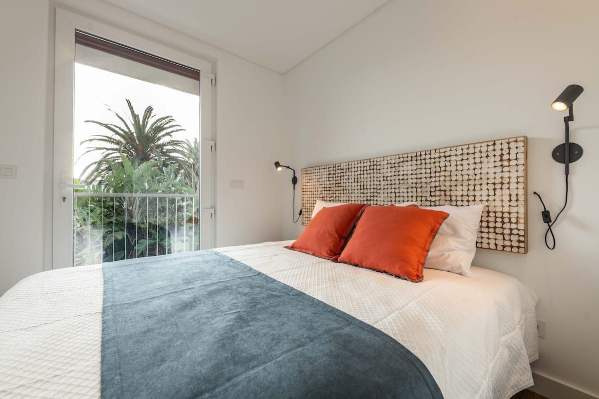 Departamento superior | 2 habitaciones, cortinas blackout y tabla de planchar con plancha