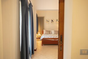 2 chambres, bureau, Wi-Fi, draps fournis
