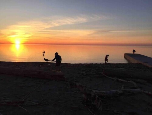 Kelso Woods with private beach access!
