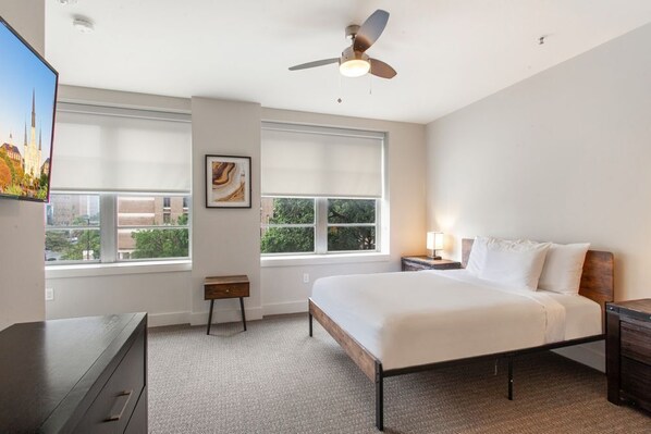 2 bedrooms, iron/ironing board, bed sheets