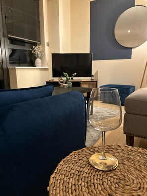 Smart TV - Two BDR Flat in City Centre + Baclony + Parking (Nottingham)