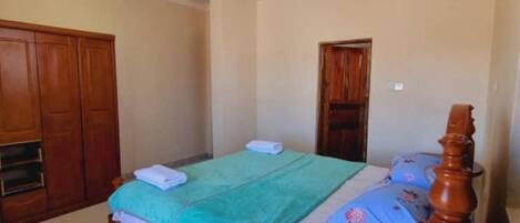 1 makuuhuone, silitysrauta/-lauta, Wi-Fi, vuodevaatteet