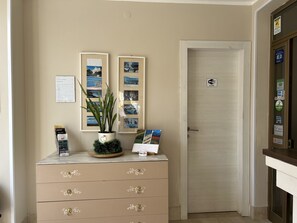 开间 | 免费 WiFi