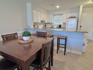 Dining - Bayview (Orange Beach)