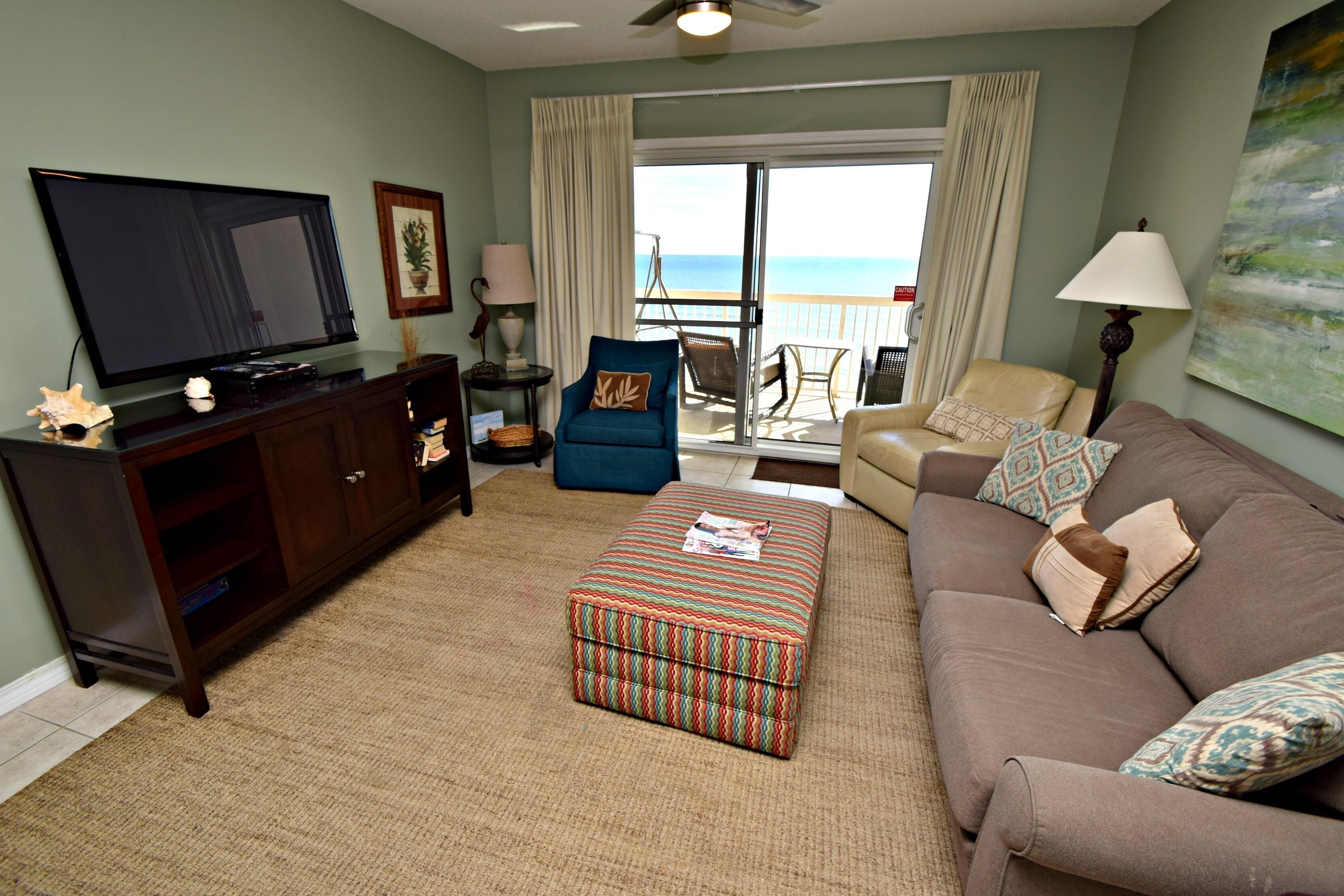 Lejlighed - flere senge - adgang til pool (Caribbean 803) | Opholdsområde