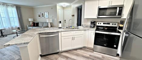 Condo, Multiple Beds, Balcony, Pool View (Colony Club P6) | Private kitchen | Coffee/tea maker