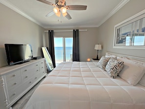 Condo, varias camas, acceso a la alberca (Crystal Shores 904) | 2 habitaciones, decoración personalizada y muebles diferentes 