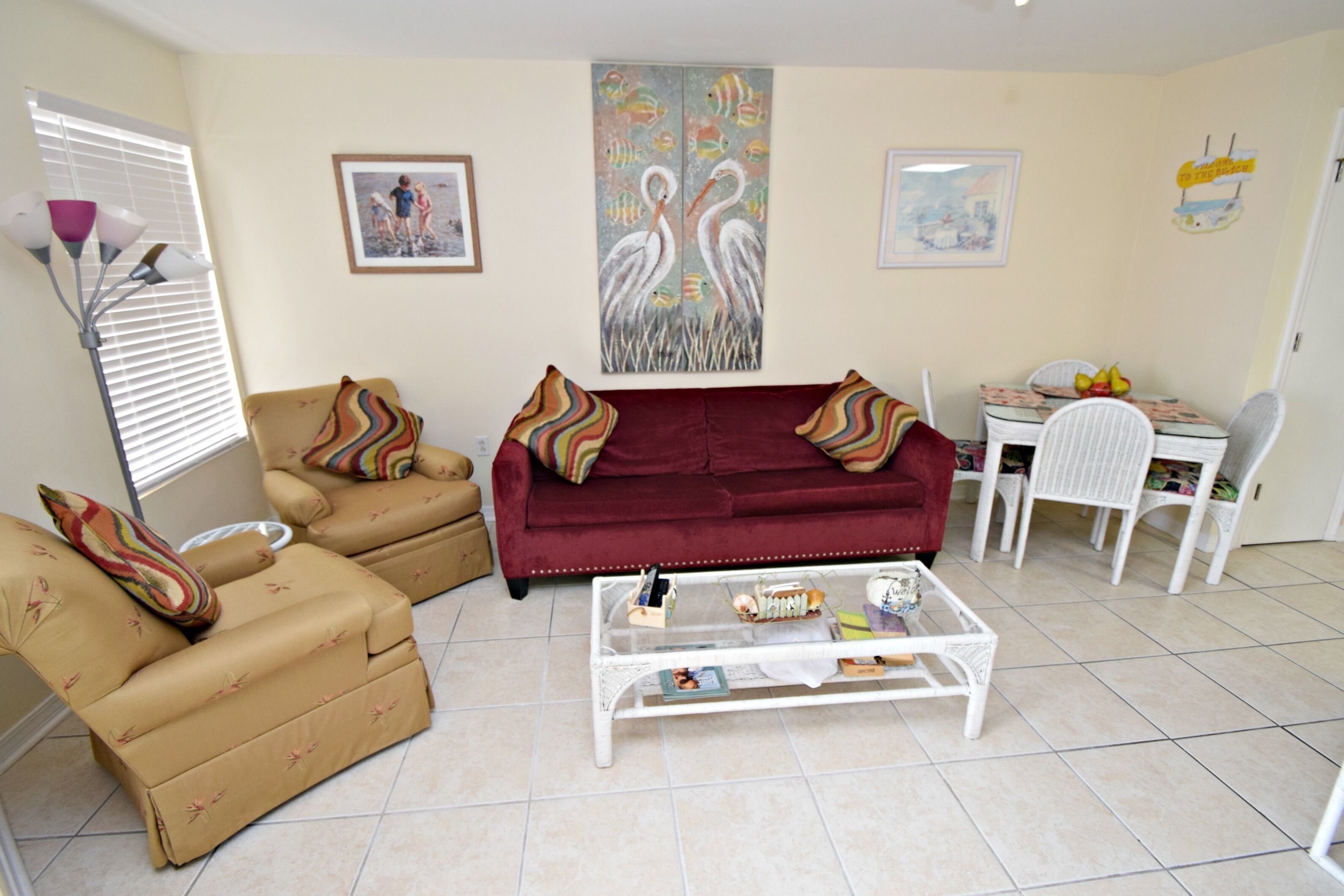 Condo, várias camas, sacada (Grand Beach Resort 411) | Área de estar