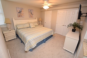 Appart'hÎtel, plusieurs lits, balcon, vue piscine (Gulf House 203) | 2 chambres, décoration personnalisée, ameublement personnalisé