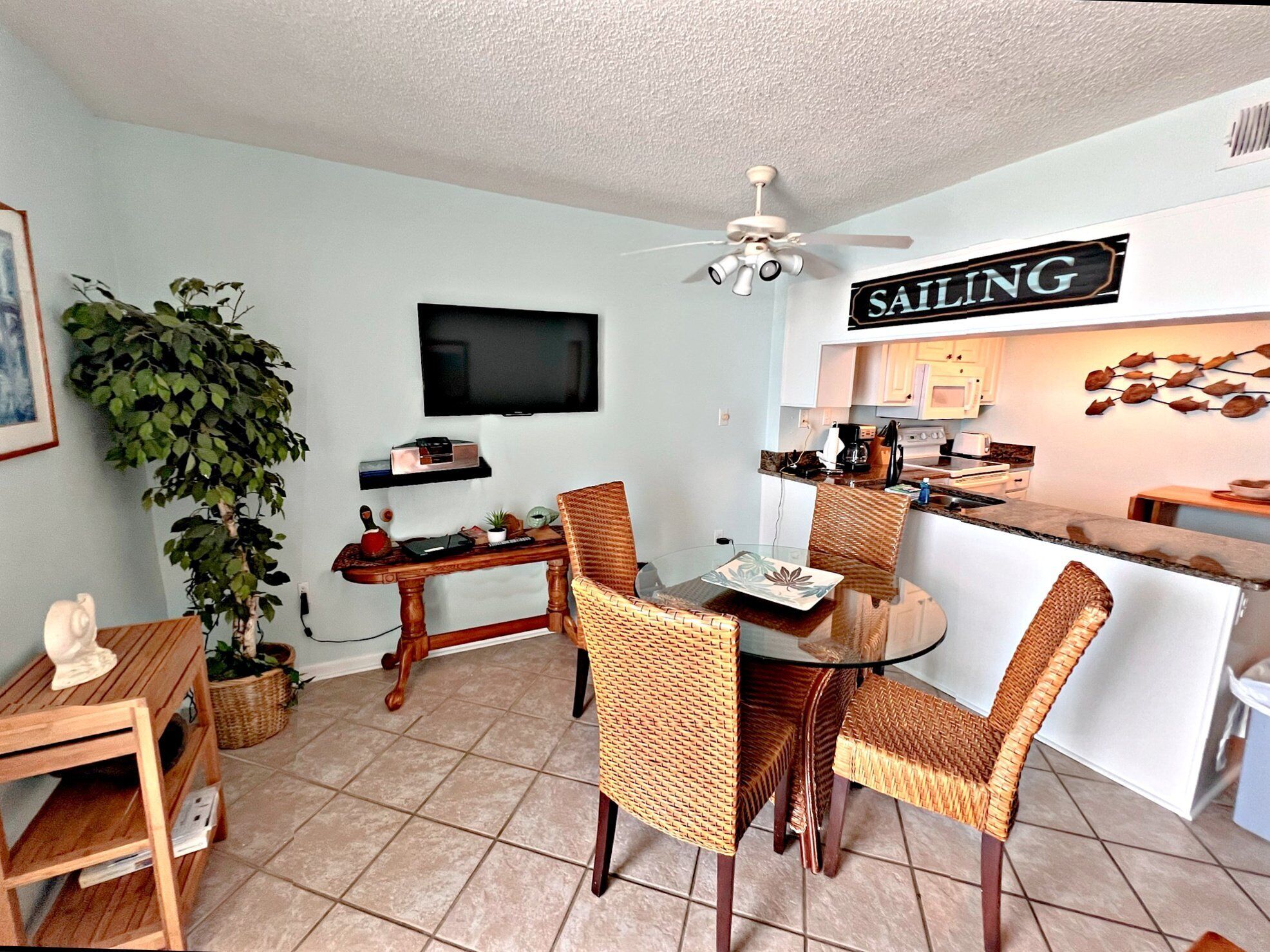Apartment, 1 Queen-Bett und Schlafsofa, Balkon (Gulf Shores Surf & Racquet Club 615A) | Speisen